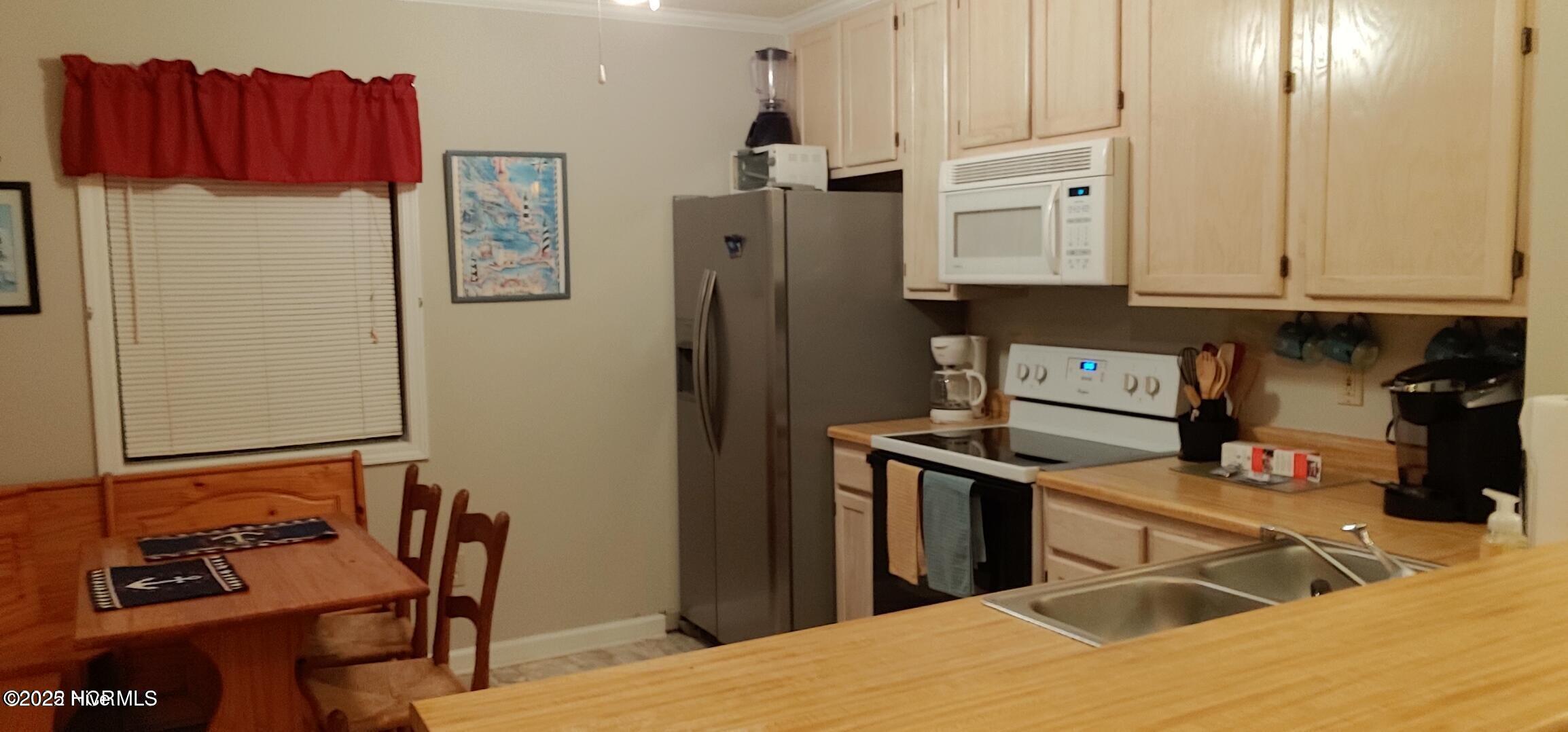 2224 New River Inlet Road, Unit 331 North Topsail Beach, NC 28460 - Photo 3 of 7 20221014224907802845000000-o