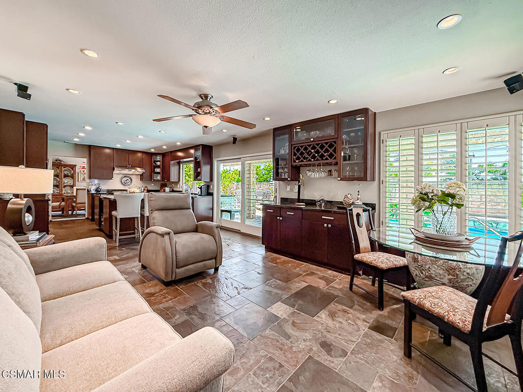 3029 Bianca Circle Simi Valley, CA 93063 - Photo 27 of 72
