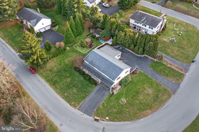 $479,000 | 2210 Berkshire Road, Lancaster, PA 17603