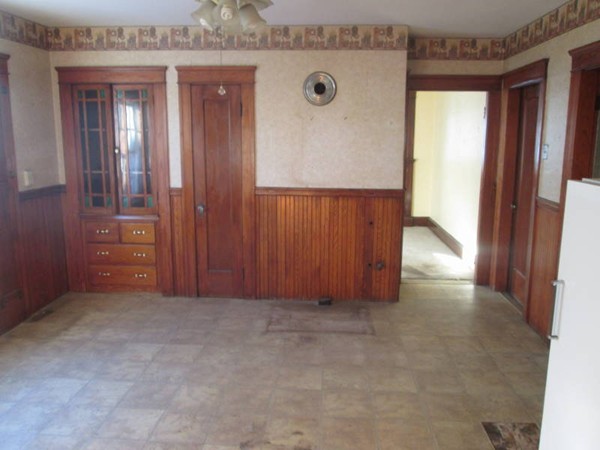 112 Harrison Street Worcester, MA 01604 - Photo 4 of 14