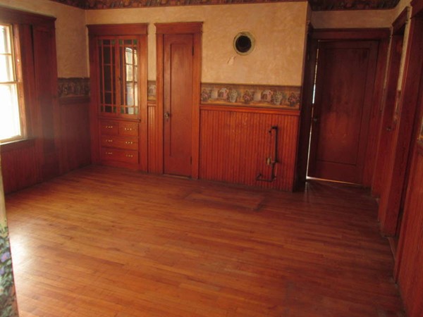 112 Harrison Street Worcester, MA 01604 - Photo 7 of 14