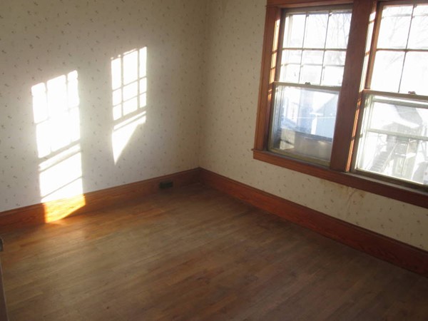 112 Harrison Street Worcester, MA 01604 - Photo 8 of 14