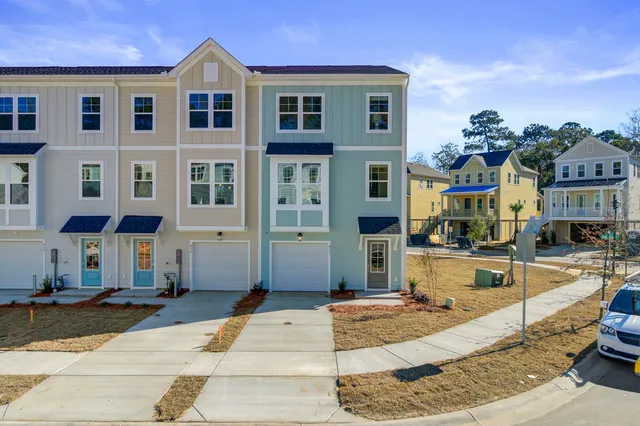 $546,490 | 433 Caledon Court, Johns Island, SC 29455