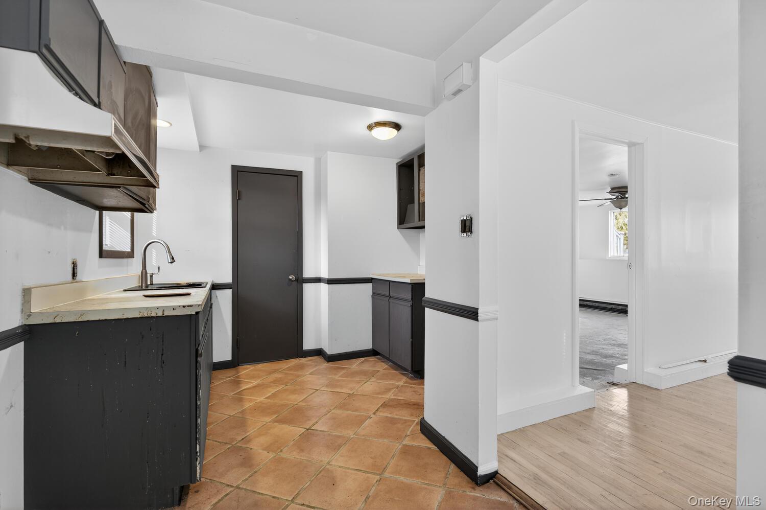 304 Maplewood Road Huntington Station, NY 11746 - Photo 20 of 29