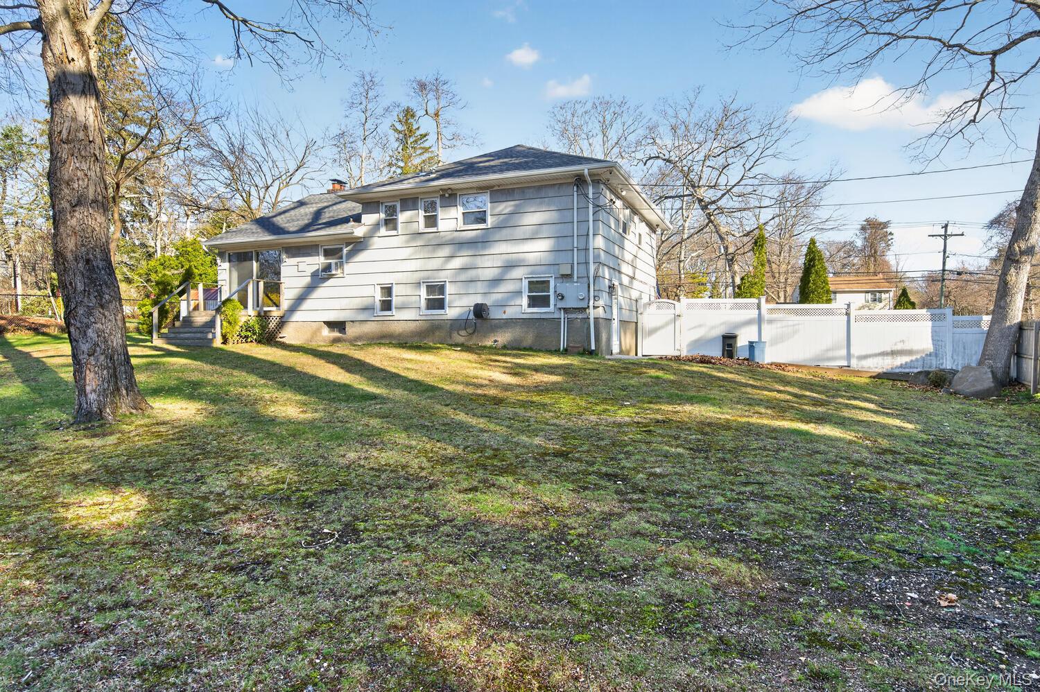 304 Maplewood Road Huntington Station, NY 11746 - Photo 24 of 29