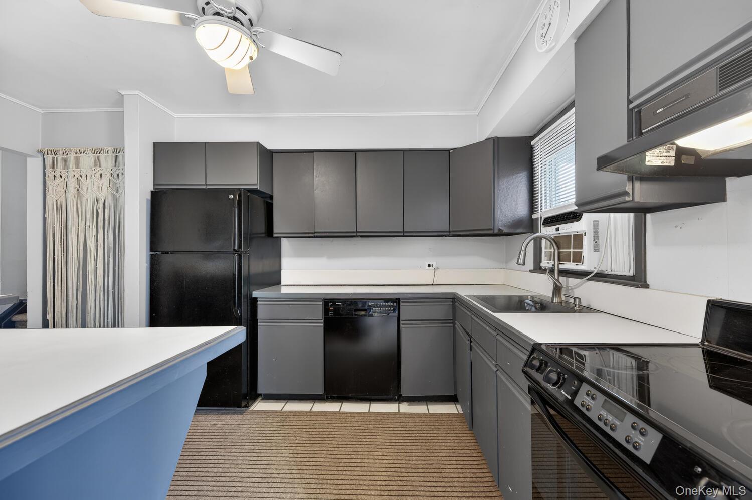 304 Maplewood Road Huntington Station, NY 11746 - Photo 9 of 29