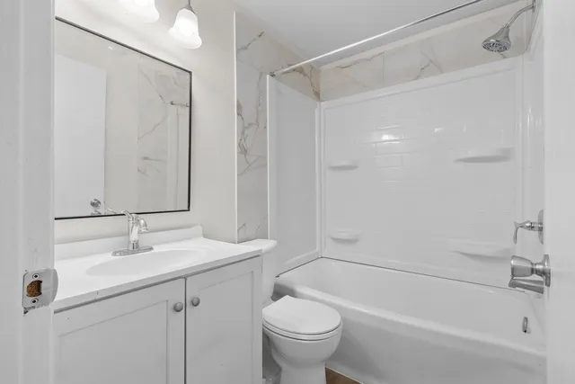 $190,000 | 2130 Elm View Drive, Unit H, Ashwaubenon, WI 54304