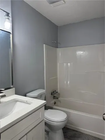 $189,800 | 157 Dillard Drive, Westwego, LA 70094