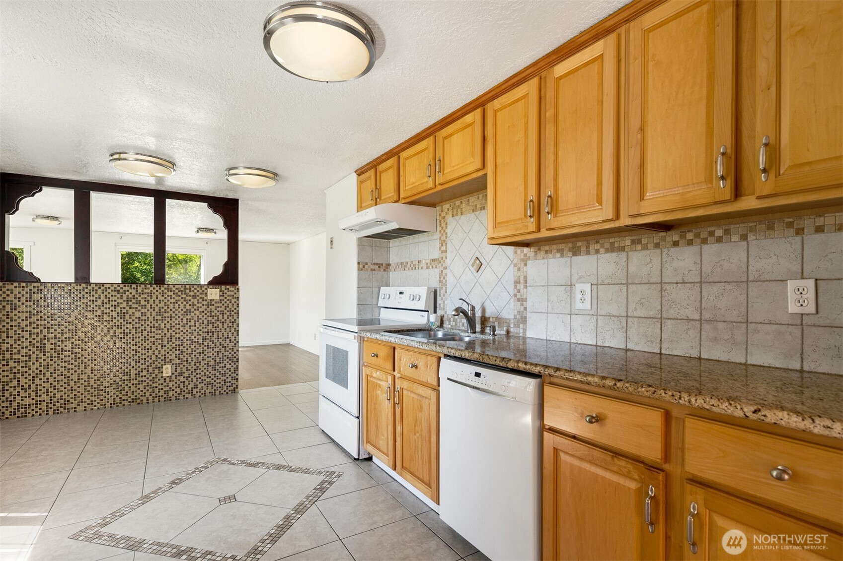 23516 20th Avenue West Bothell, WA 98021 - Photo 13 of 39