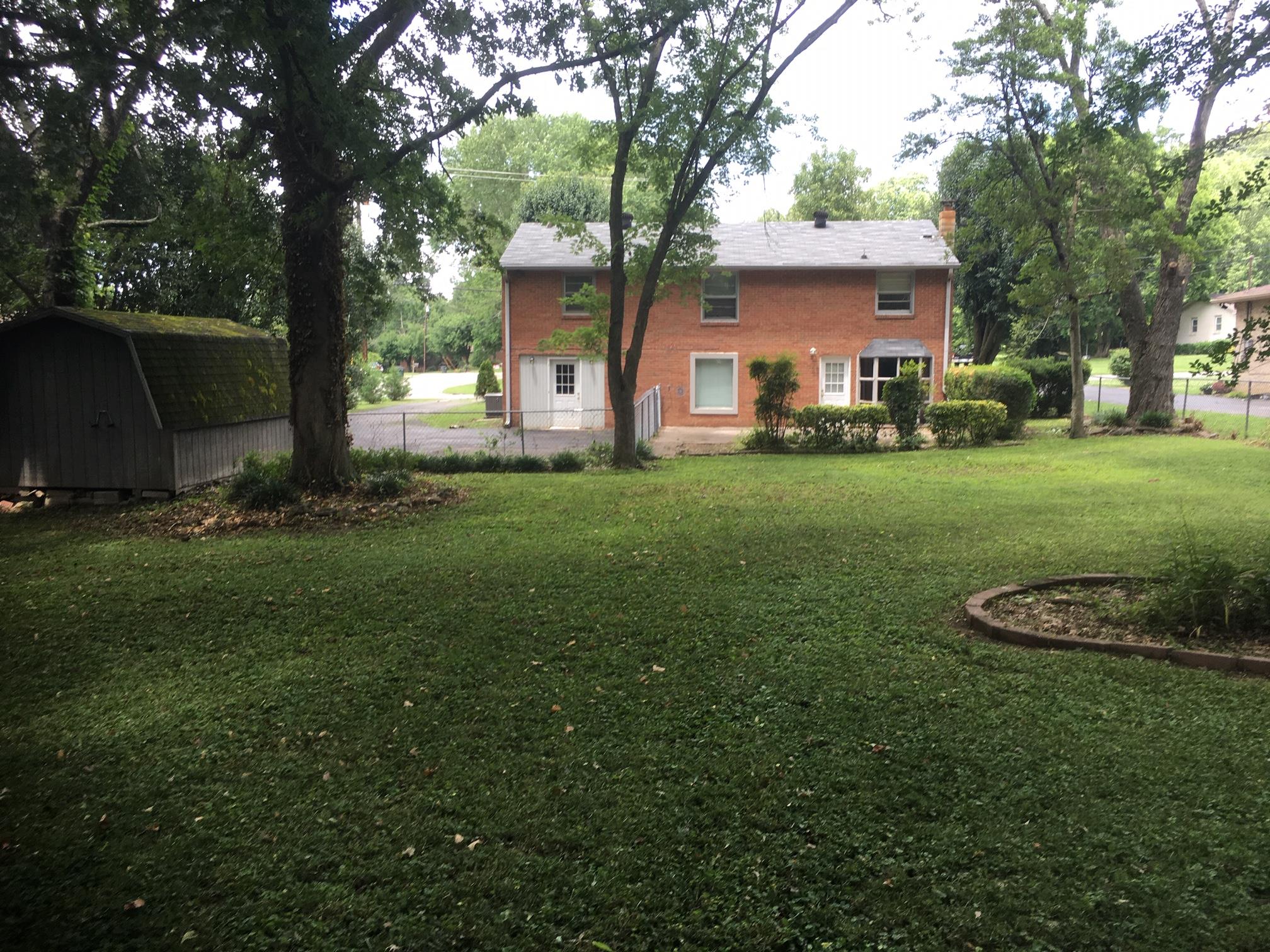 8025 Esterbrook Drive Nashville, TN 37221 - Photo 11 of 14