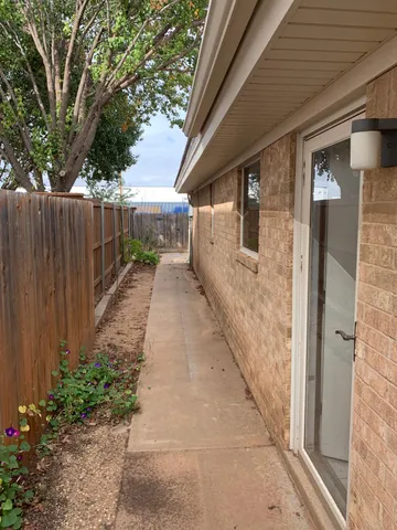 $1,175 | 3216 74th Street, Unit B, Lubbock, TX 79423