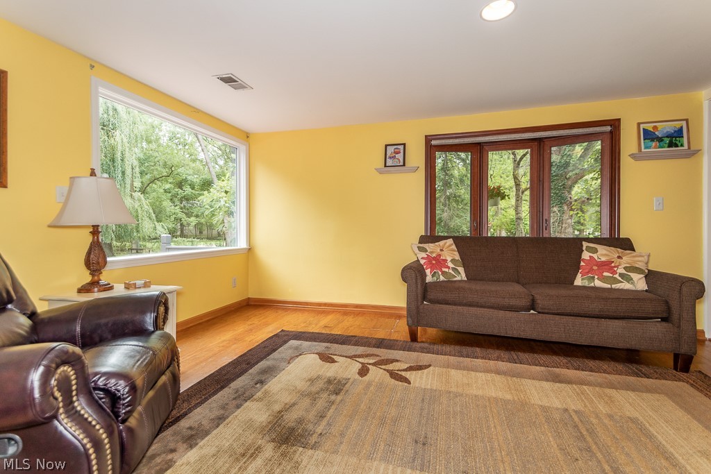 4551 Ammon Road Cleveland, OH 44143 - Photo 25 of 35 Gallery Image 25