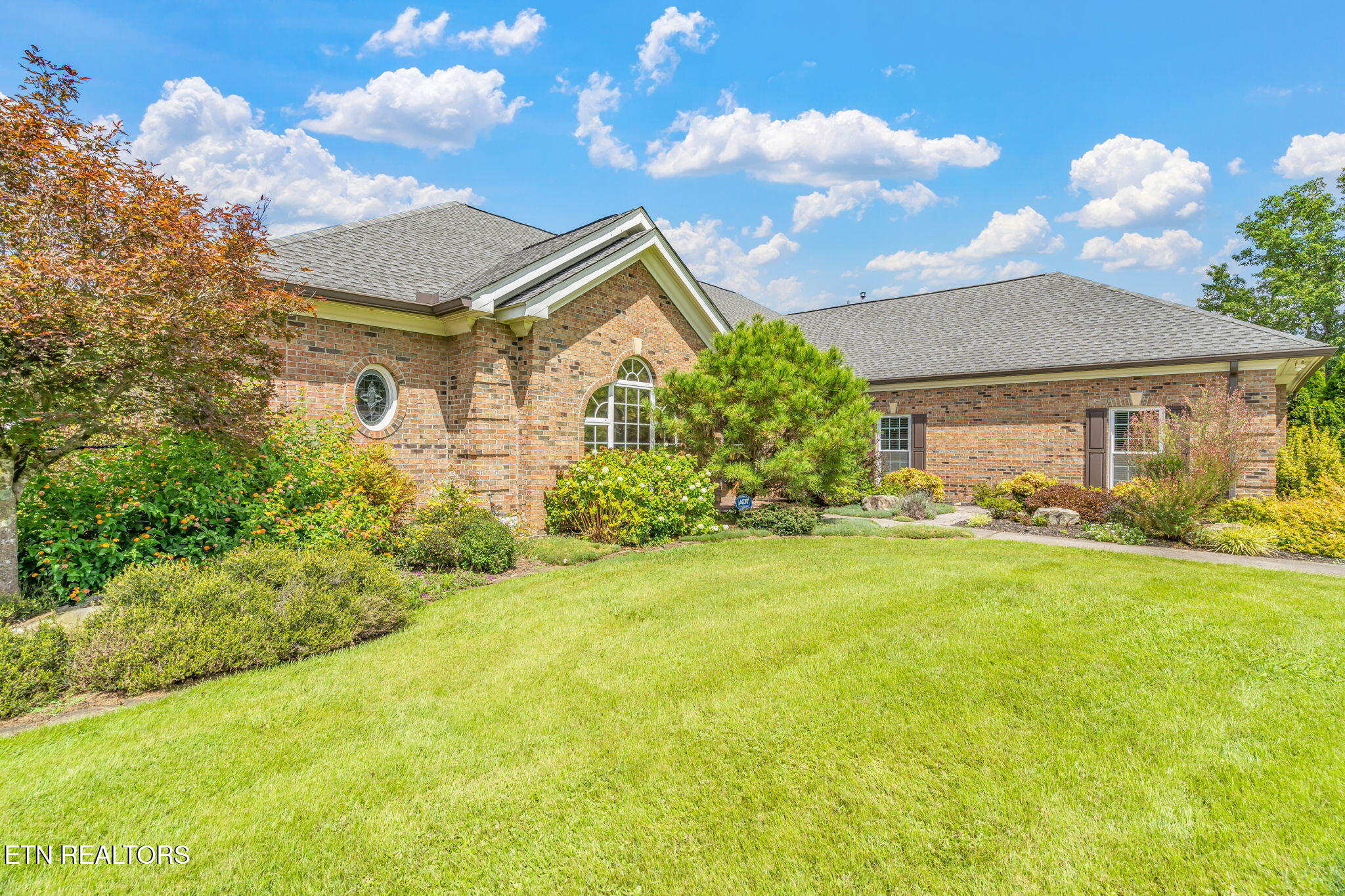 101 Shagbark Lane Oak Ridge, TN 37830 - Photo 3 of 47 7-web-or-mls-101 Shagbark Lane-44