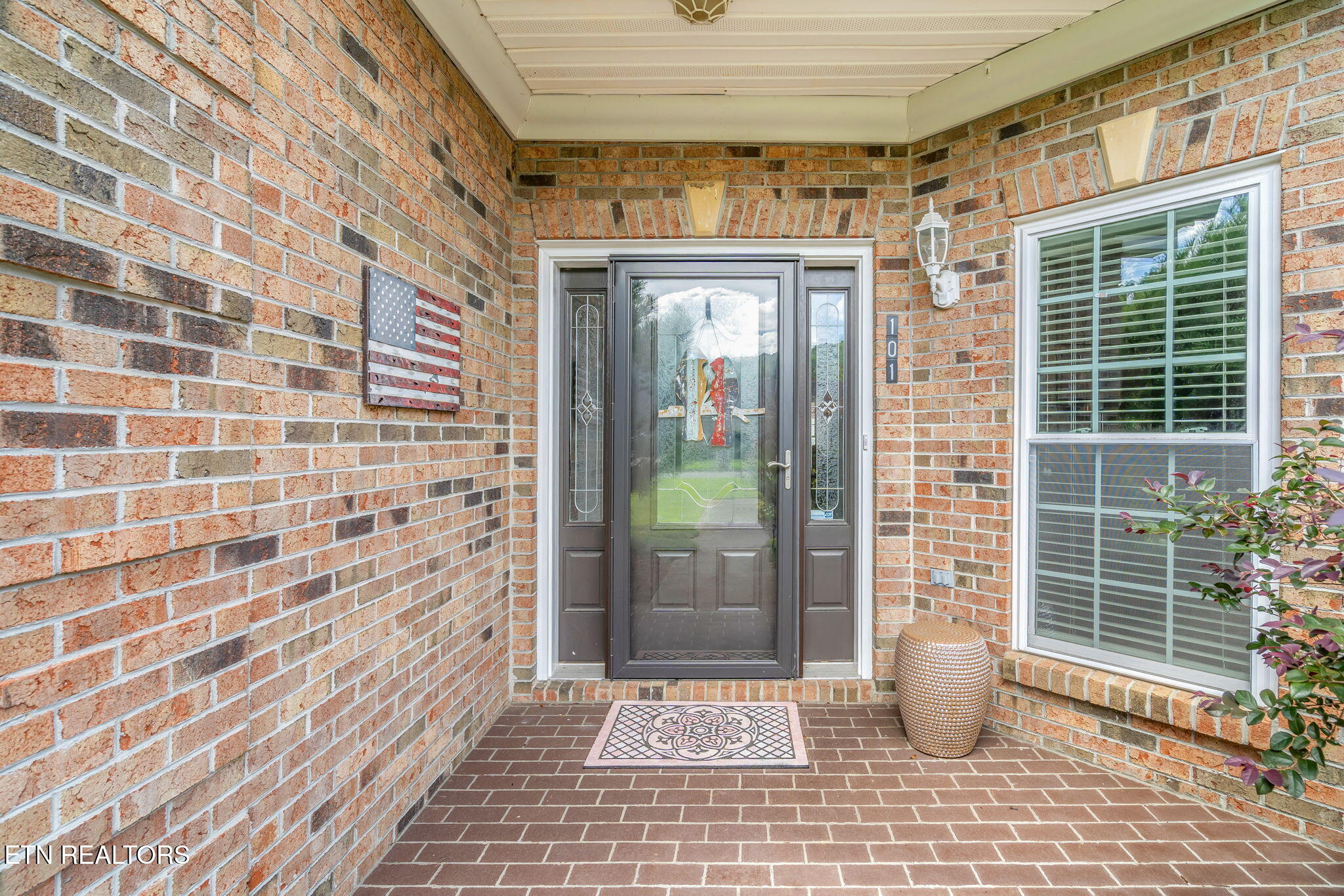 101 Shagbark Lane Oak Ridge, TN 37830 - Photo 5 of 47 53-web-or-mls-101 Shagbark Lane-52