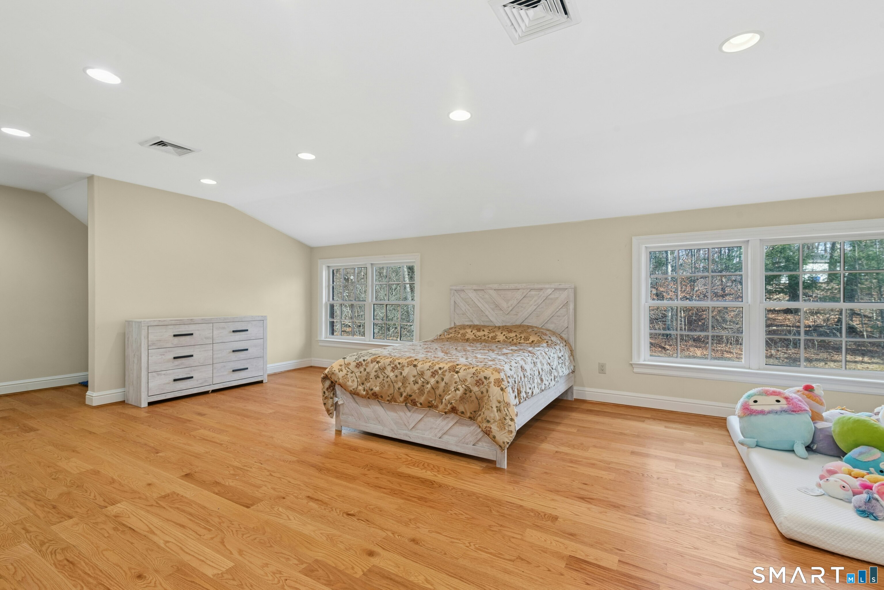 215 Old Mountain Road Farmington, CT 06032 - Photo 26 of 40