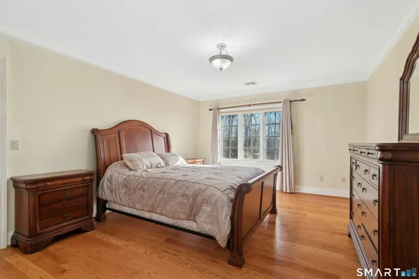 $1,680,000 | 215 Old Mountain Road, Farmington, CT 06032