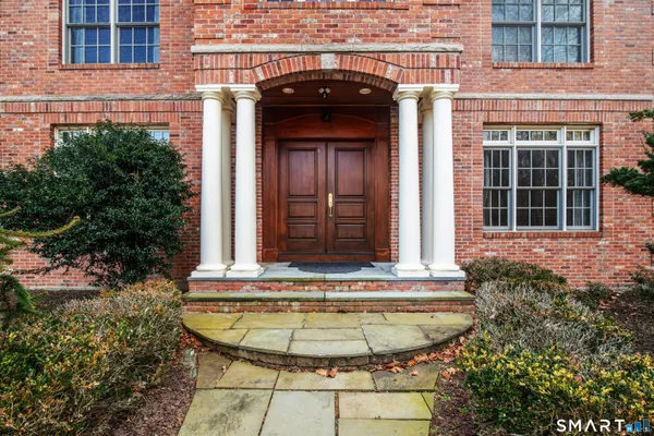 $1,680,000 | 215 Old Mountain Road, Farmington, CT 06032