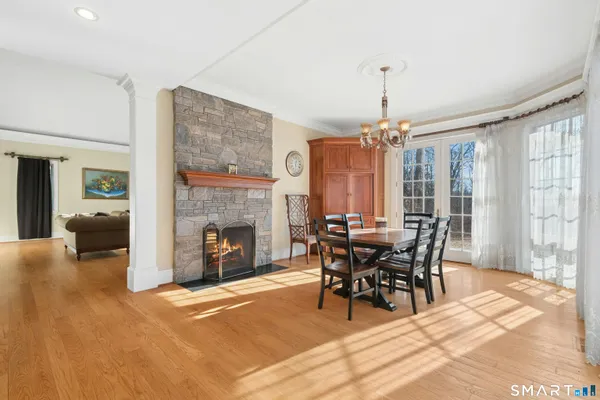 $1,680,000 | 215 Old Mountain Road, Farmington, CT 06032