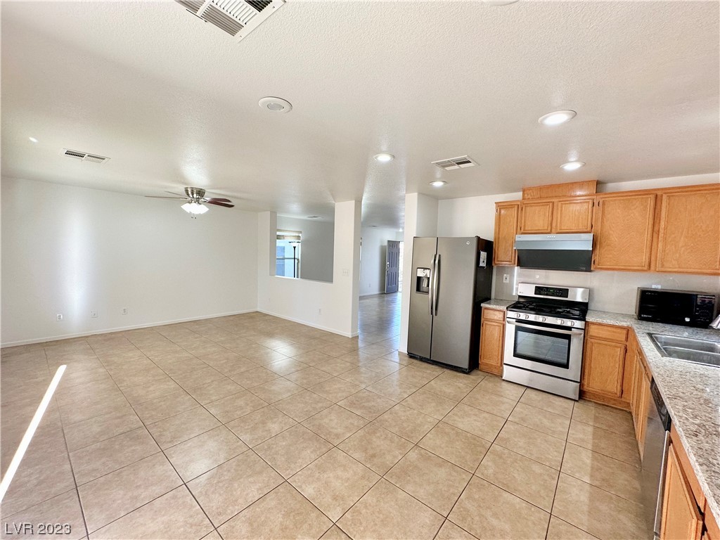 7461 Easingwold Drive Las Vegas, NV 89113 - Photo 8 of 32