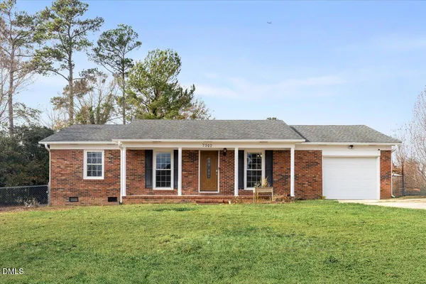 $210,000 | 7302 Avalon Drive, Fayetteville, NC 28303
