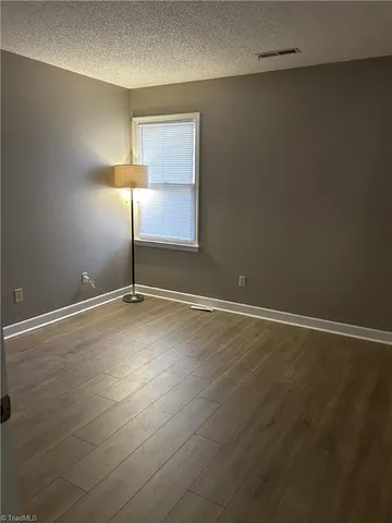 $1,500 | 301 Windsor Manor Way, Unit C, Kernersville, NC 27284