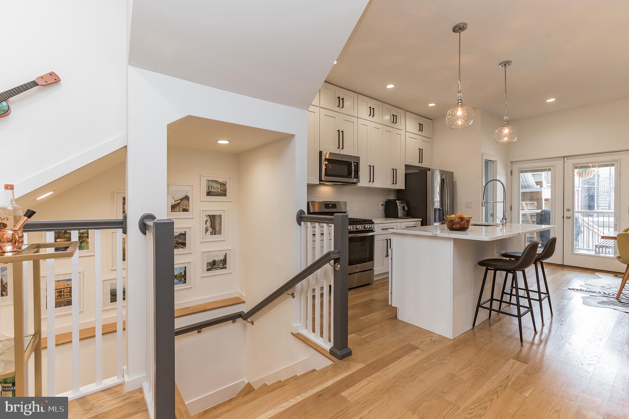 53 R Street Northeast, Unit 1 Washington, DC 20002 - Photo 4 of 27 Interior