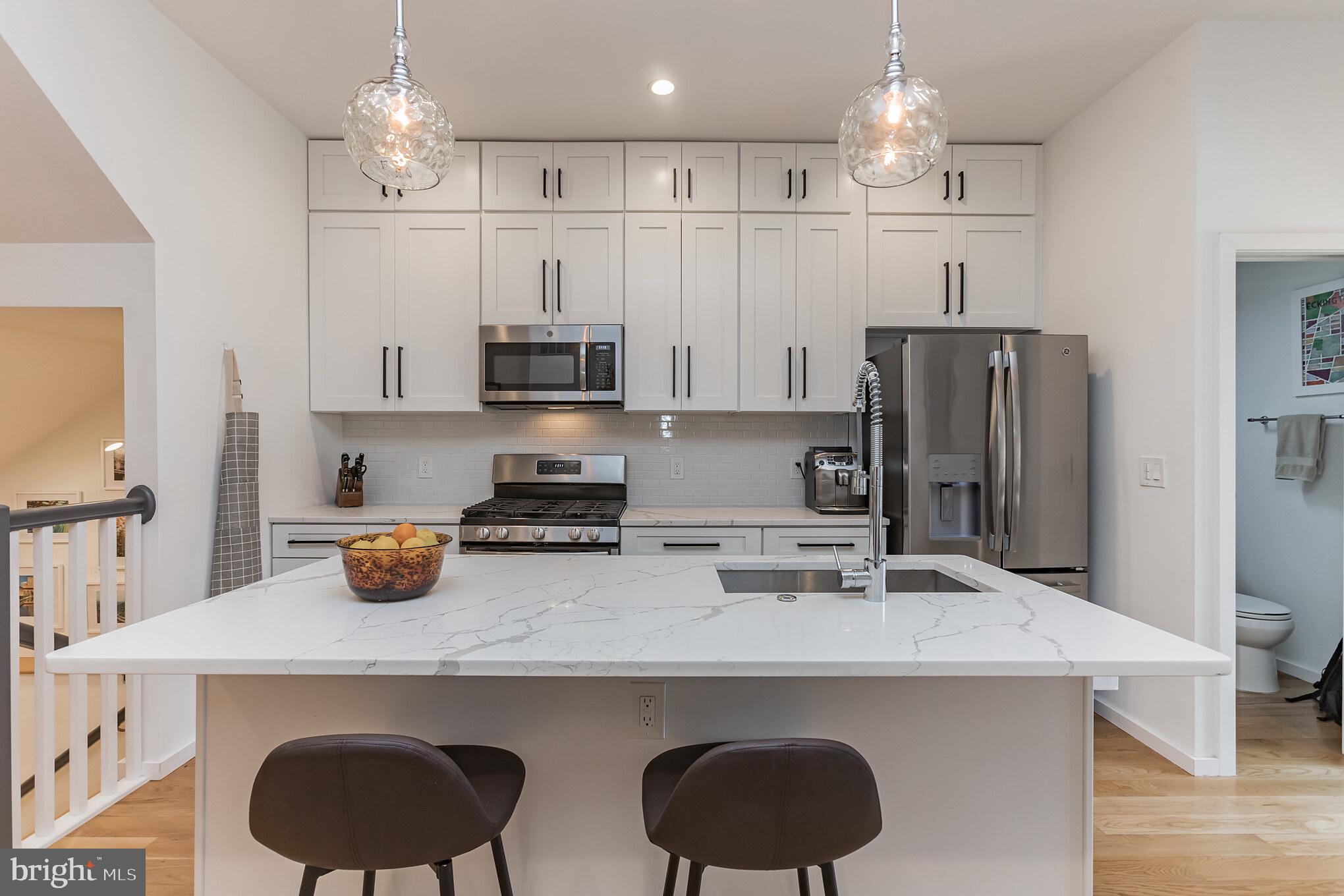 53 R Street Northeast, Unit 1 Washington, DC 20002 - Photo 6 of 27 Kitchen