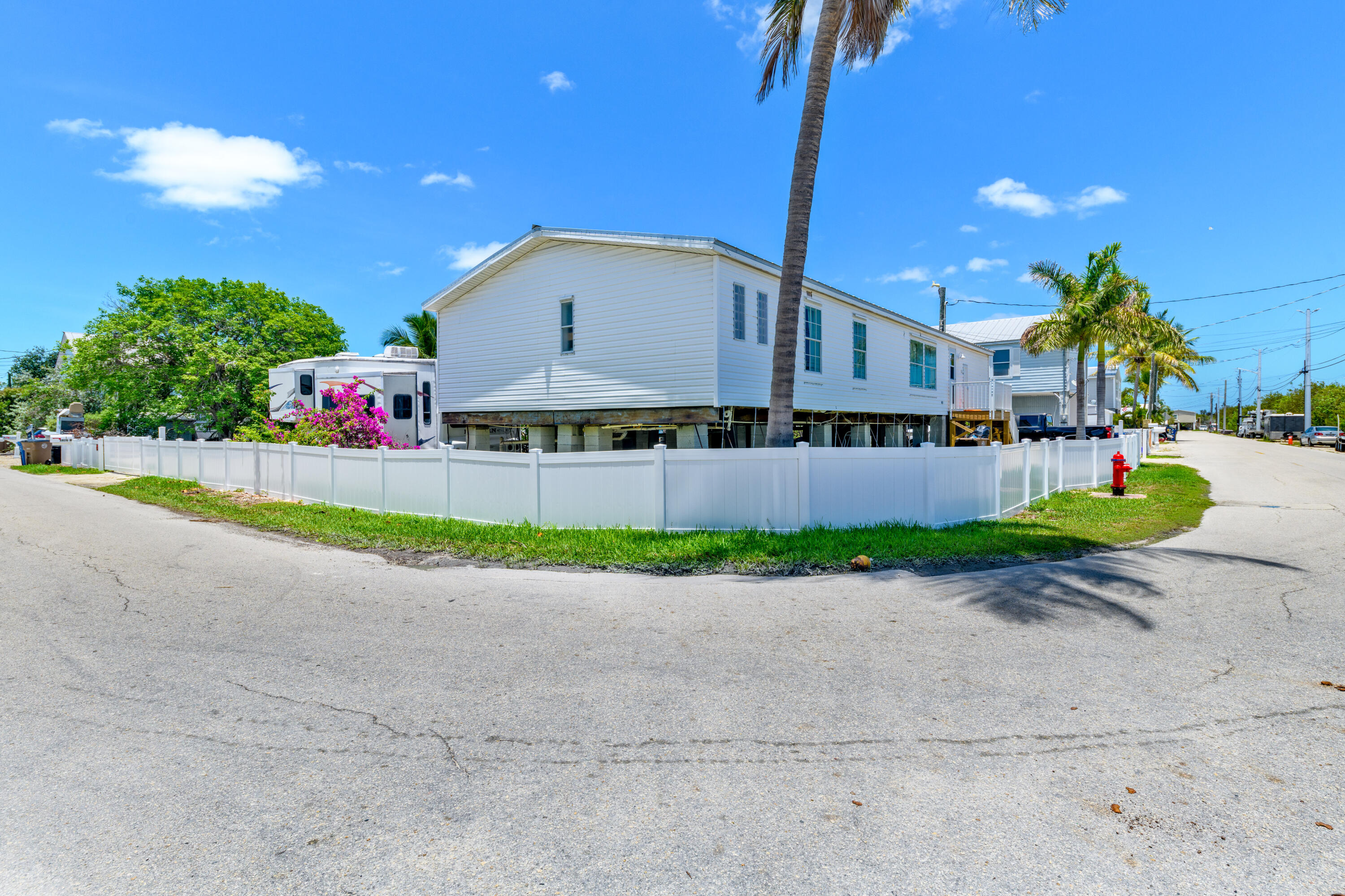 1 Riviera Drive Key West, FL 33040 - Photo 25 of 27 1 Riviera Dr-8