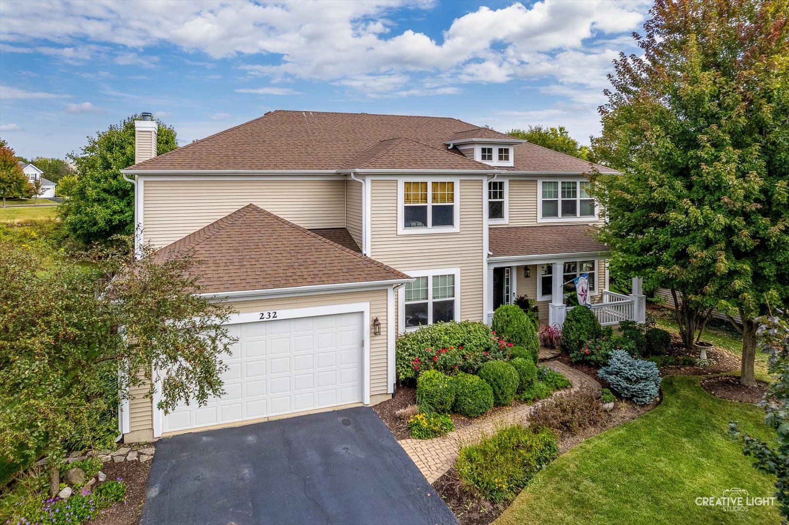 232 Loradale Road Oswego, IL 60543 - Photo 2 of 54