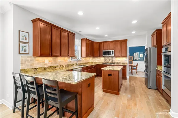 $597,000 | 232 Loradale Road, Oswego, IL 60543