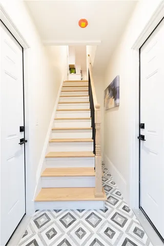 $824,900 | 51 Poplar Street, Unit 3, Newport, RI 02840