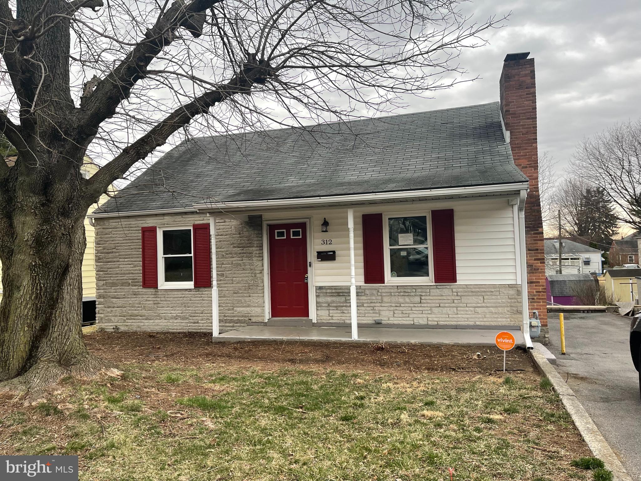 312 Wakefield Road Hagerstown, MD 21740 - Photo 1 of 37