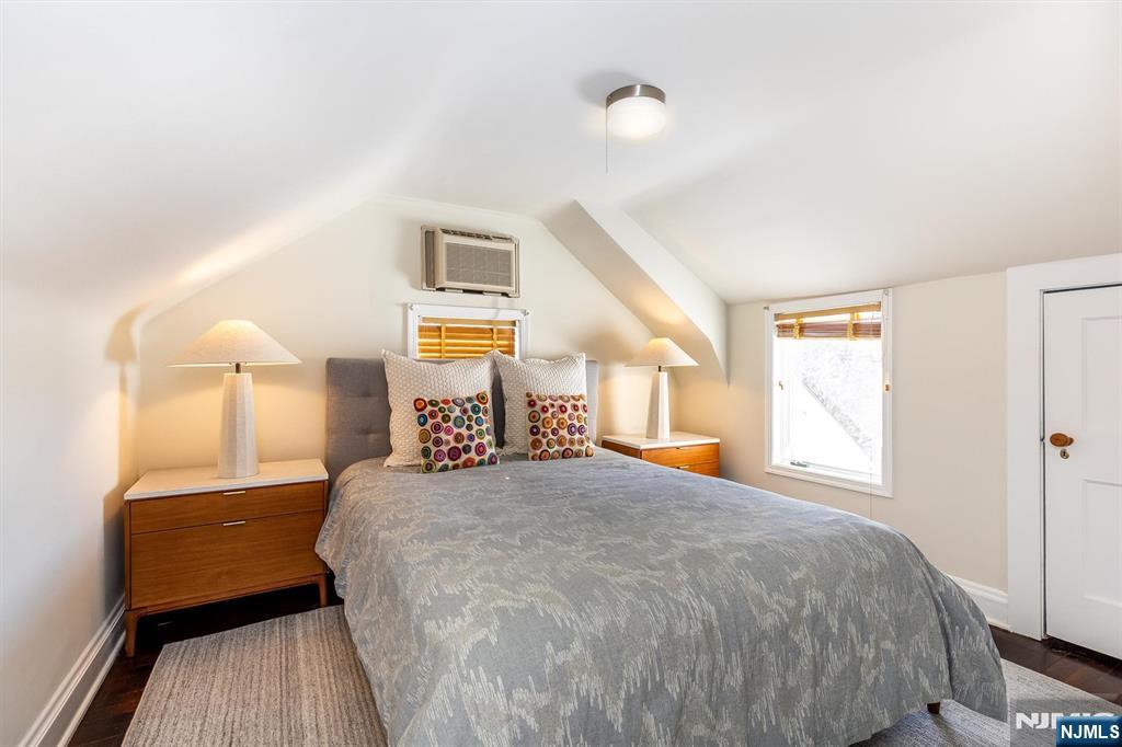 64 Forest Avenue Glen Ridge, NJ 07028 - Photo 37 of 50