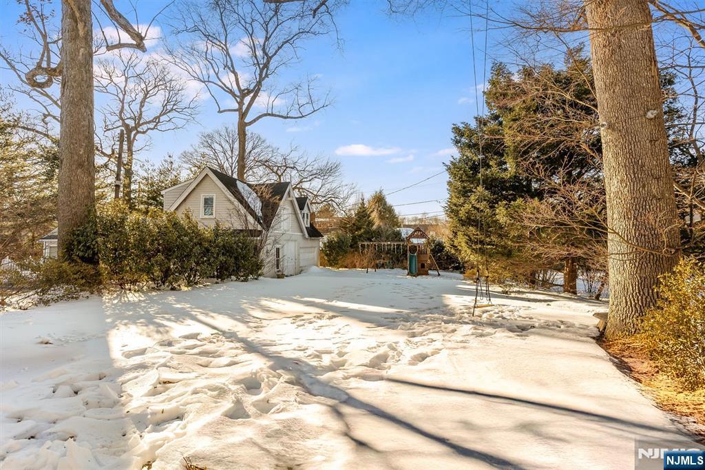 64 Forest Avenue Glen Ridge, NJ 07028 - Photo 48 of 50