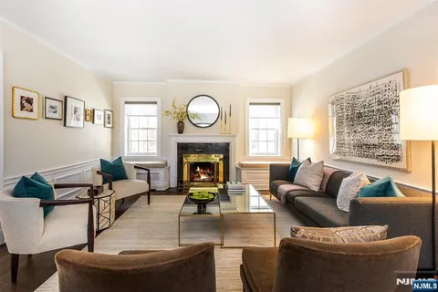 $1,549,000 | 64 Forest Avenue, Glen Ridge, NJ 07028