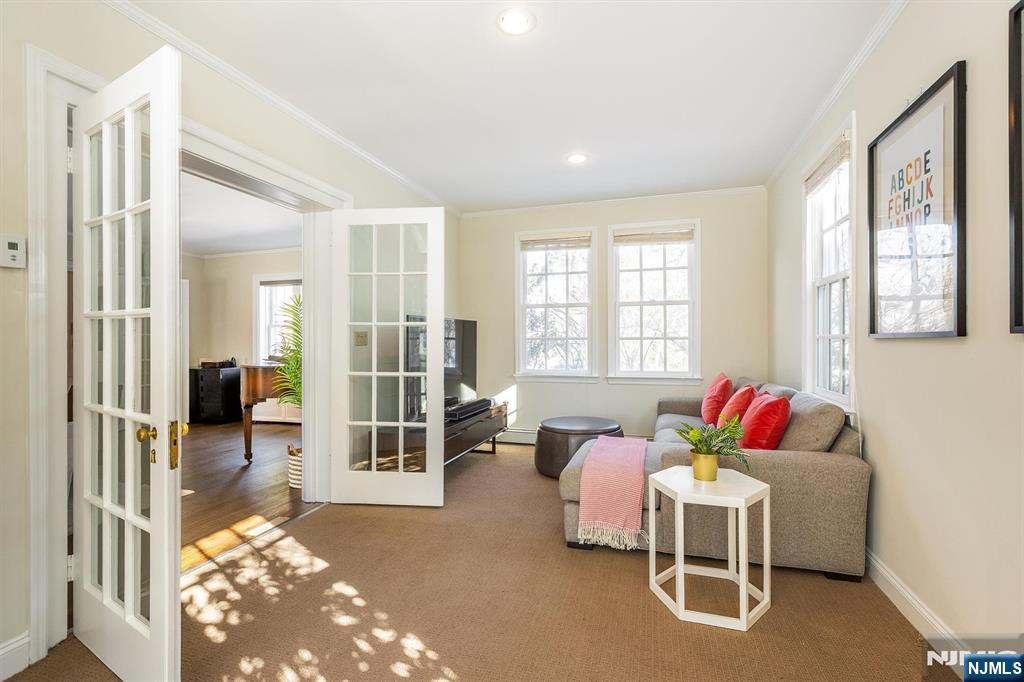 64 Forest Avenue Glen Ridge, NJ 07028 - Photo 9 of 50