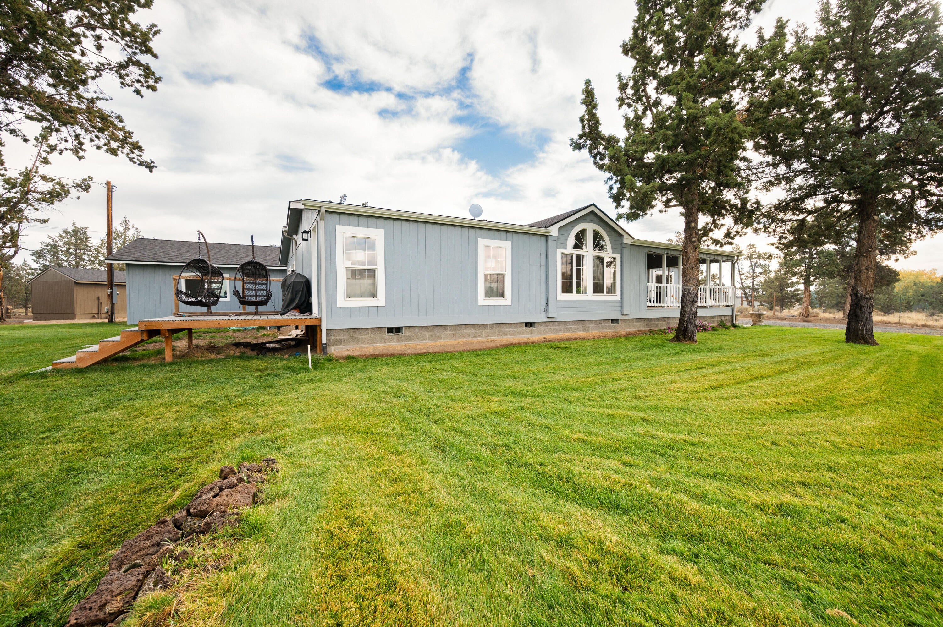 63680 Gentry Loop Bend, OR 97701 - Photo 37 of 56 63680GenrtyLp-11