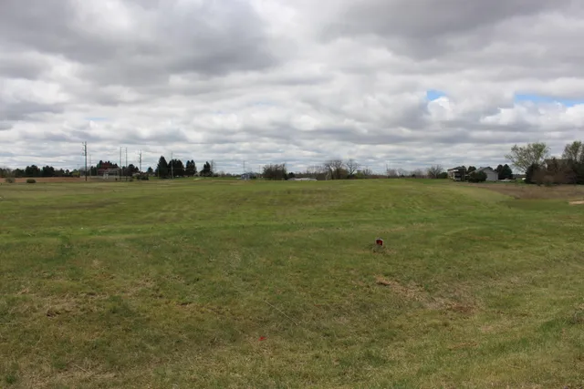 $120,000 | 17105 Country Drive, Manchester, MI 48158