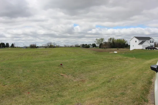 $120,000 | 17105 Country Drive, Manchester, MI 48158