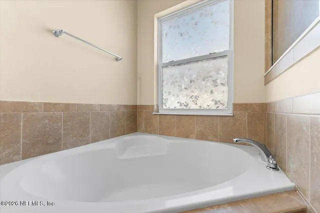 $349,900 | 4150 Victoria Lakes Drive West, Jacksonville, FL 32226