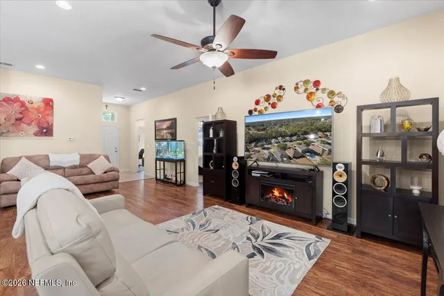 $349,900 | 4150 Victoria Lakes Drive West, Jacksonville, FL 32226