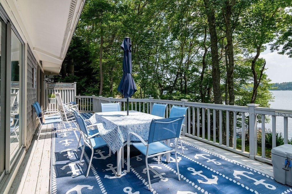 233 Hooppole Road Mashpee, MA 02649 - Photo 23 of 41