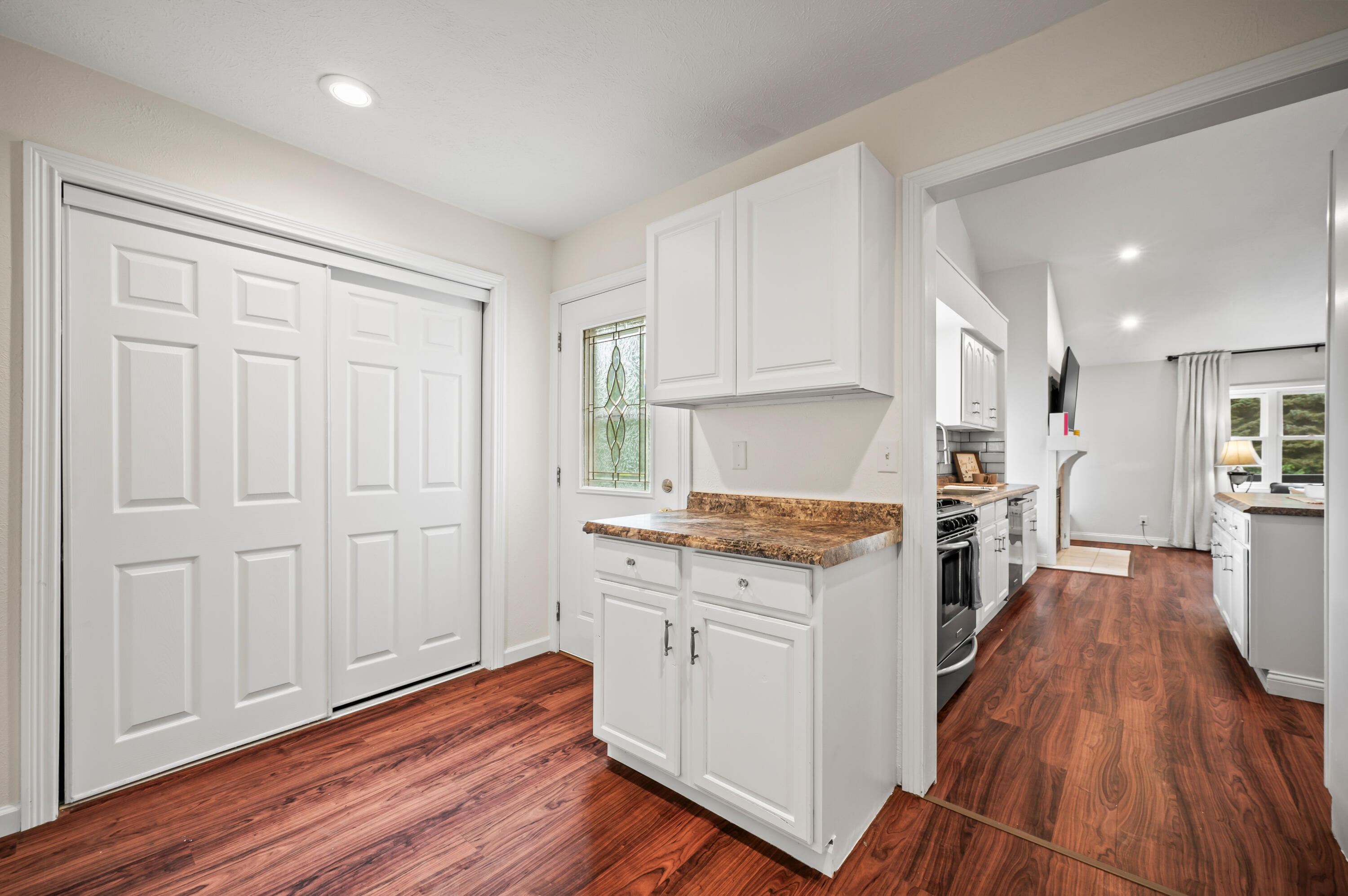 1148 Carberry Road Niles, MI 49120 - Photo 9 of 22 22KAT_2799