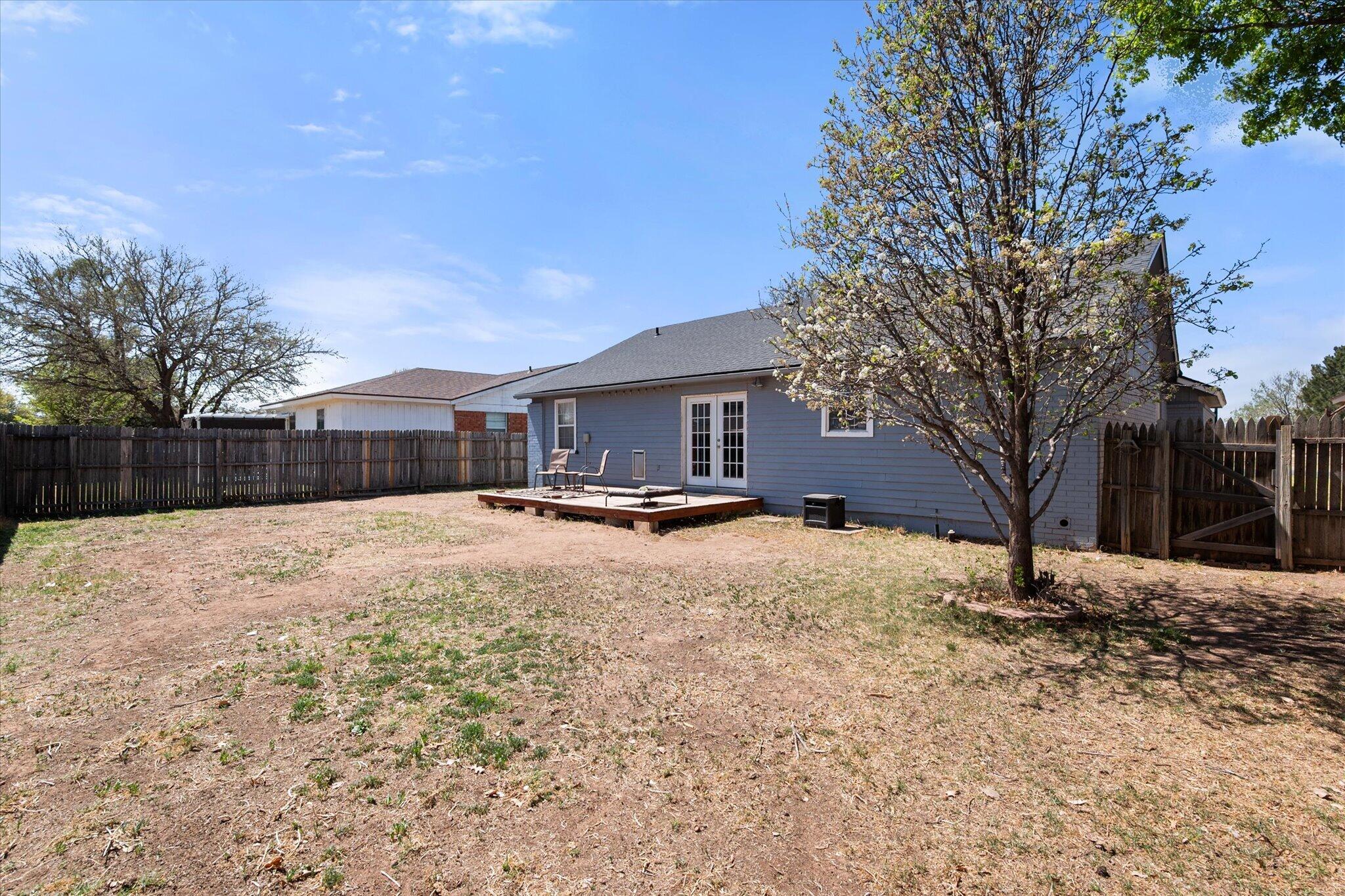 8811 Flint Avenue Lubbock, TX 79423 - Photo 28 of 30 24-8811 Flint_9224