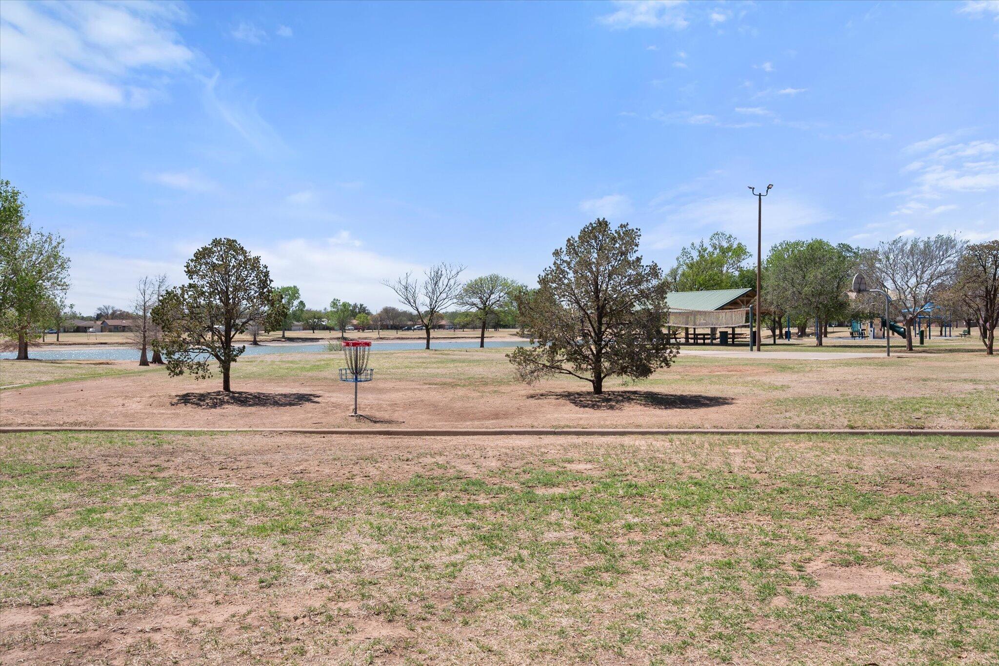 8811 Flint Avenue Lubbock, TX 79423 - Photo 29 of 30 22-8811 Flint_9229