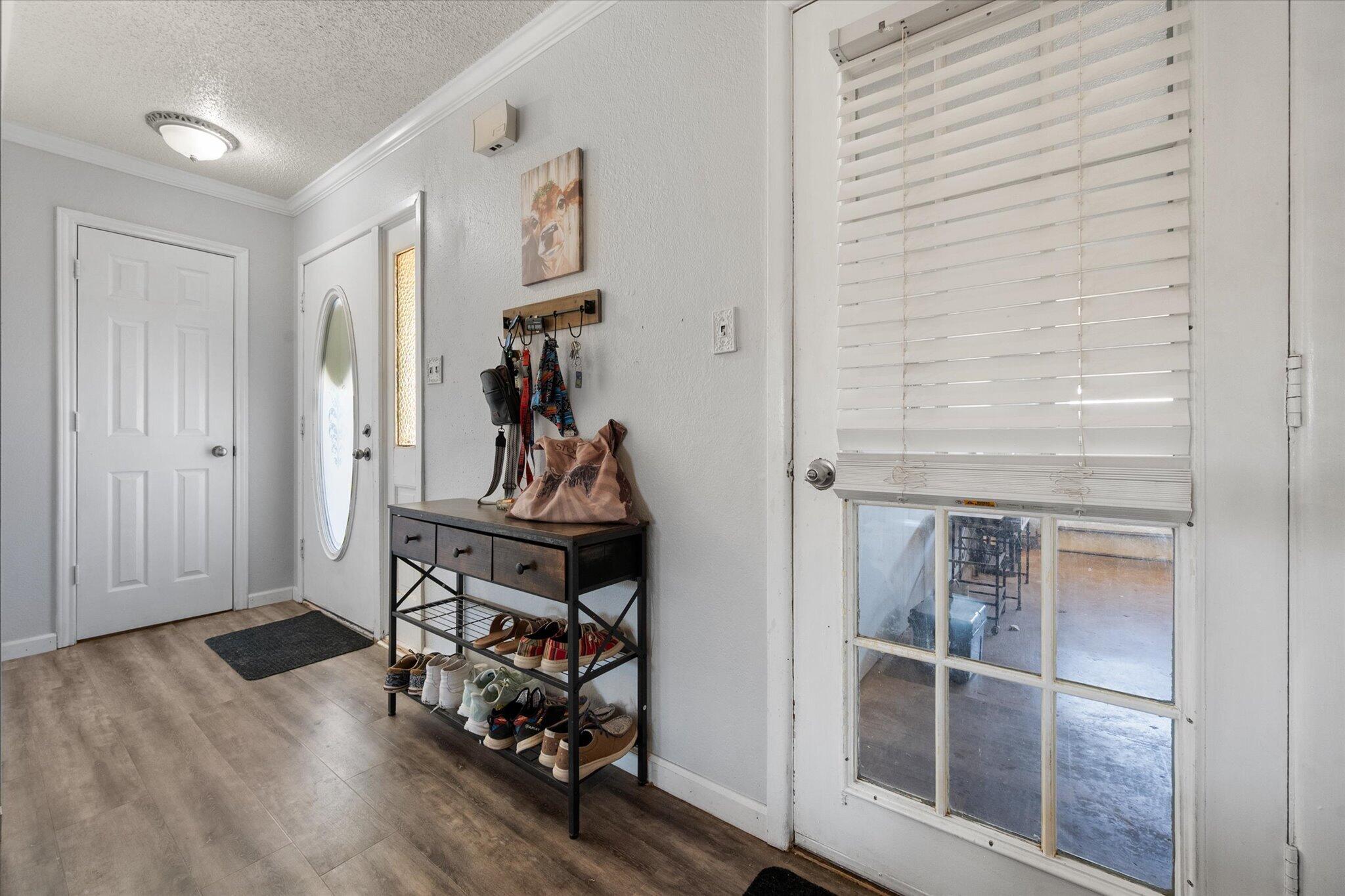 8811 Flint Avenue Lubbock, TX 79423 - Photo 5 of 30 12-8811 Flint_9070