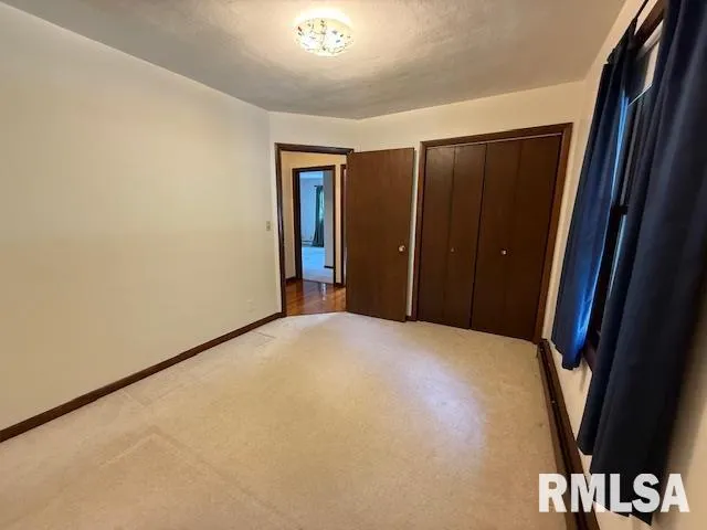 $399,900 | 11 Marty Lane, Macomb, IL 61455