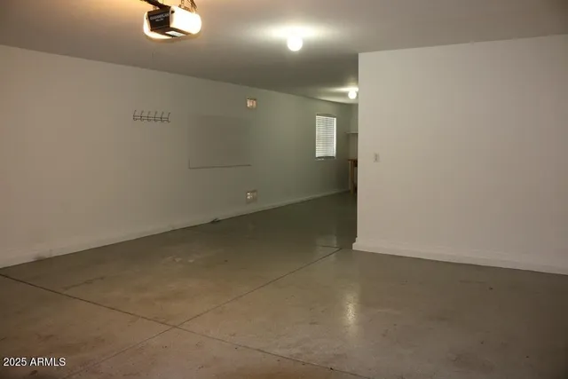 $2,200 | 11292 North 161st Drive, Surprise, AZ 85379