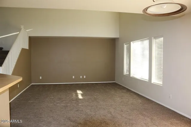 $2,200 | 11292 North 161st Drive, Surprise, AZ 85379