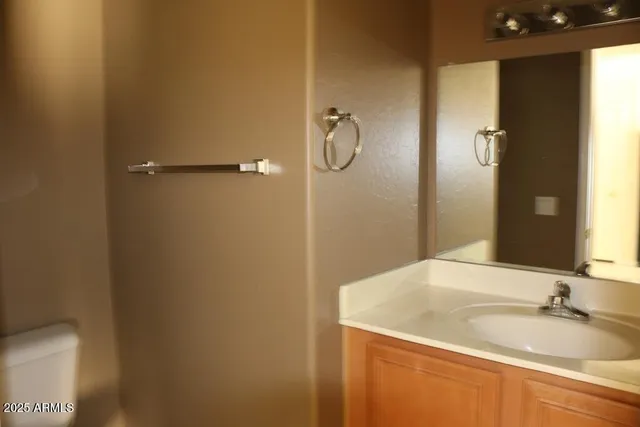 $2,200 | 11292 North 161st Drive, Surprise, AZ 85379